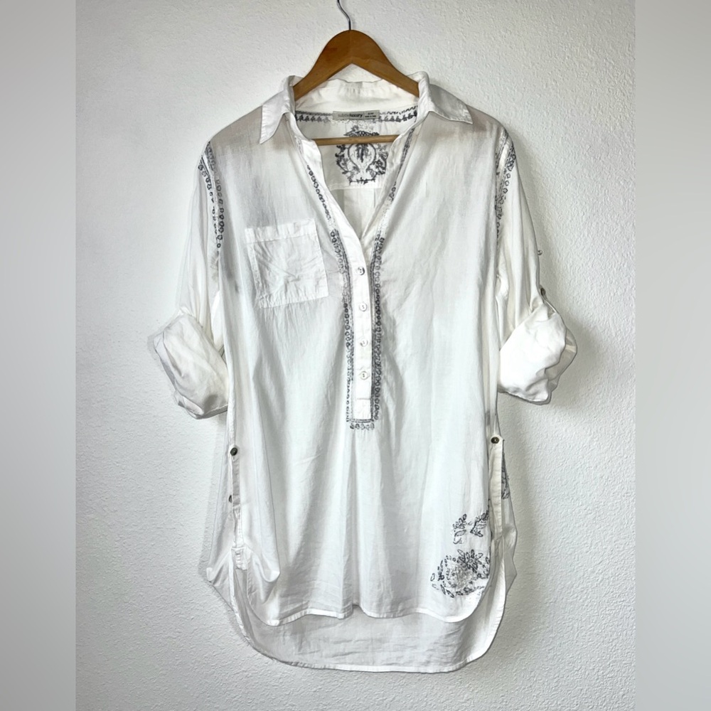 Subtle Luxury white 100% cotton embroidered boho tunic resortwear S/M